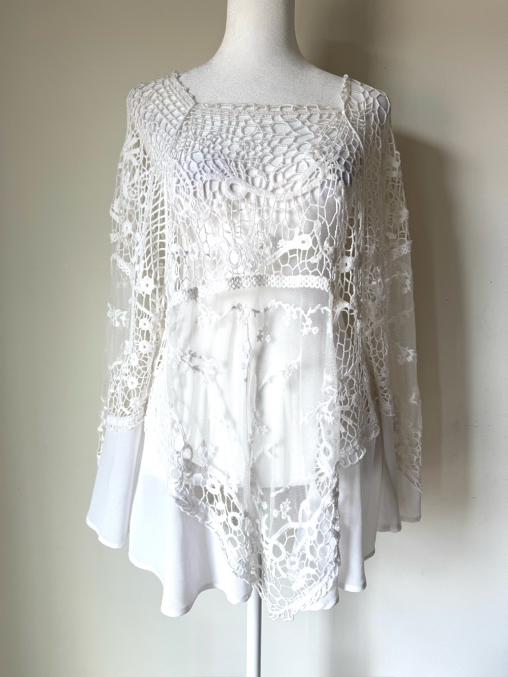 Chico’s white Crochet and Lace Poncho